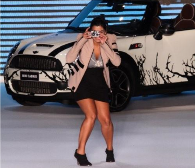 Carlota Joakina BMW MINI - SPFW